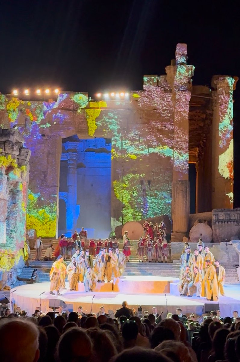 RicardoRKaram's tweet image. Against all odds, the Baalbek International Festival opens its arms once again, proving that culture never dies and that art remains stronger than darkness. What unfolded tonight was magical beyond words, beyond anything we expected.
Bravo 🇱🇧🇱🇧🇱🇧
@BaalbeckFest