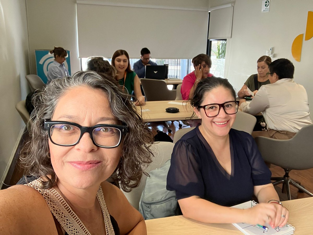 ceeymx's tweet image. 🟣@monicaeorozco, investigadora asociada externa del CEEY, participa como experta en la construcción del marco conceptual del Sistema de Cuidados p/ Nuevo León, que impulsa @ConsejoNL
Se realizan talleres colaborativos para delinear las bases conceptuales de la política pública