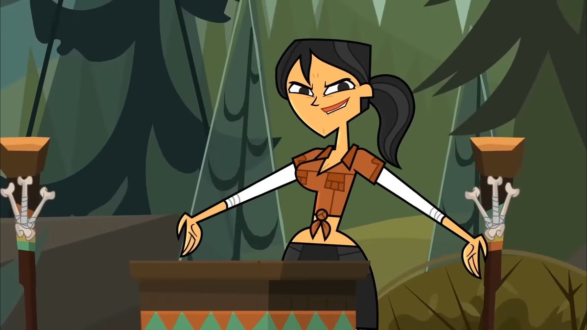 jakedisfuncinal's tweet image. Apenas me acabo de dar cuenta que extraño a Krystal y todas las veces que se pasaba su reglas por el arco del triunfo: