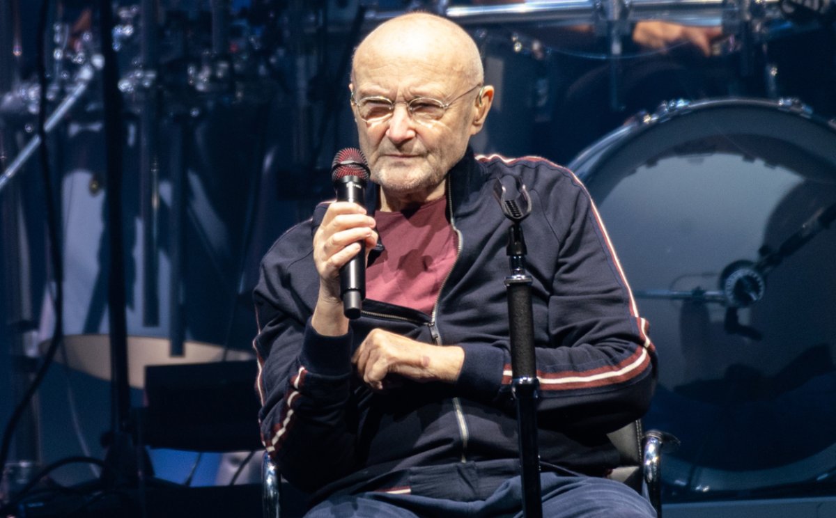 johnnie_torch's tweet image. As the world's leading Phil Collins fan, I've looked into the rumor that's suddenly going around that Phil is in hospice, and it's untrue.
Phil is not in the best of health, but from what I can find, he's not suddenly in "grave condition.' So don't believe the rumors.