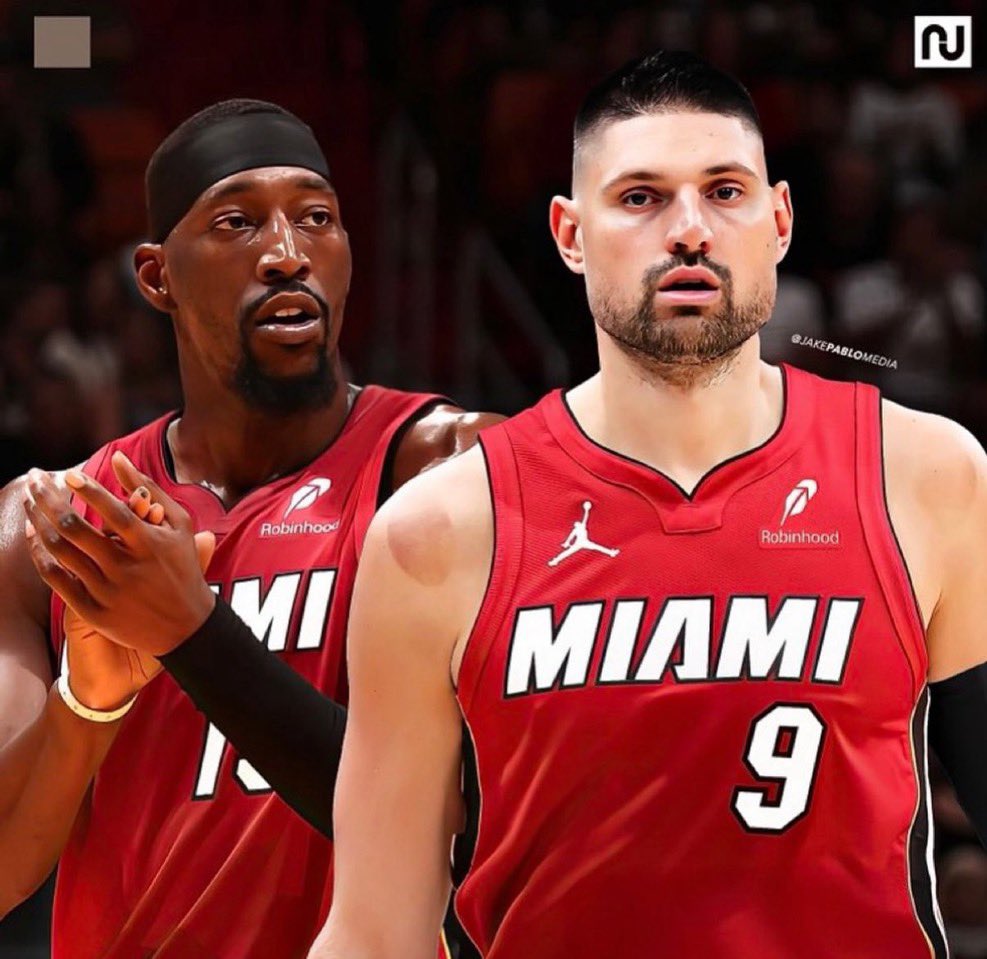 WadexFlash's tweet image. There is no trade market for Nikola Vucevic, per @JakeLFischer
Miami receives: Nikola Vucevic
Chicago receives: Terry Rozier and a SRP swap
Miami gets an impactful backup C whoβs on an expiring contract. Win-win trade for everyone.