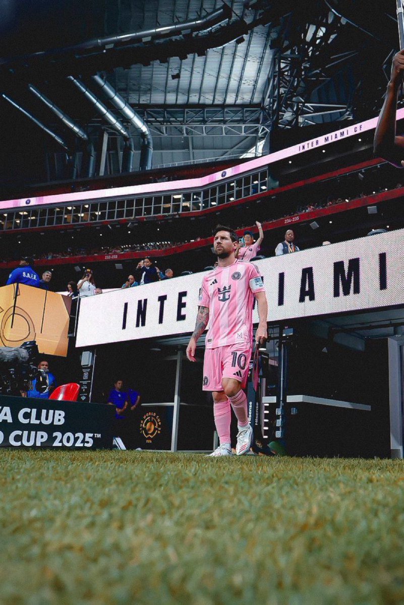 🚨🚨🚨🚨🚨🚨🚨🚨 — مالك انتر ميامي :

ميسي مستاء من قرار ايقافه في الدوري الامريكي أتمنى أن لايكون لذلك تأثير على المدى الطويل.

من المتوقع ان يؤثر ذلك على نظرة ميسي للدوري الأمريكي وقوانينه 😱💣

🔥🔥🔥🔥🔥🔥🔥🔥🔥🔥🔥🔥🔥🔥