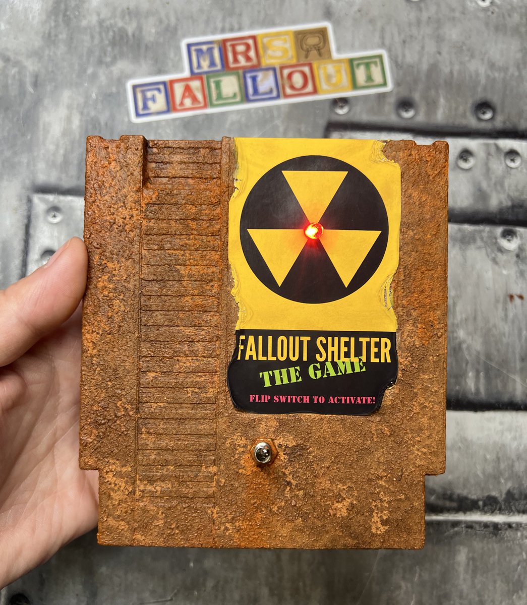 I made a Custom NES Game Cartridge for a Charity Auction benefiting St. Jude Children’s Research Hospital. Check out the new video! You can also bid on it online or in person at GCX- link in comments.💙