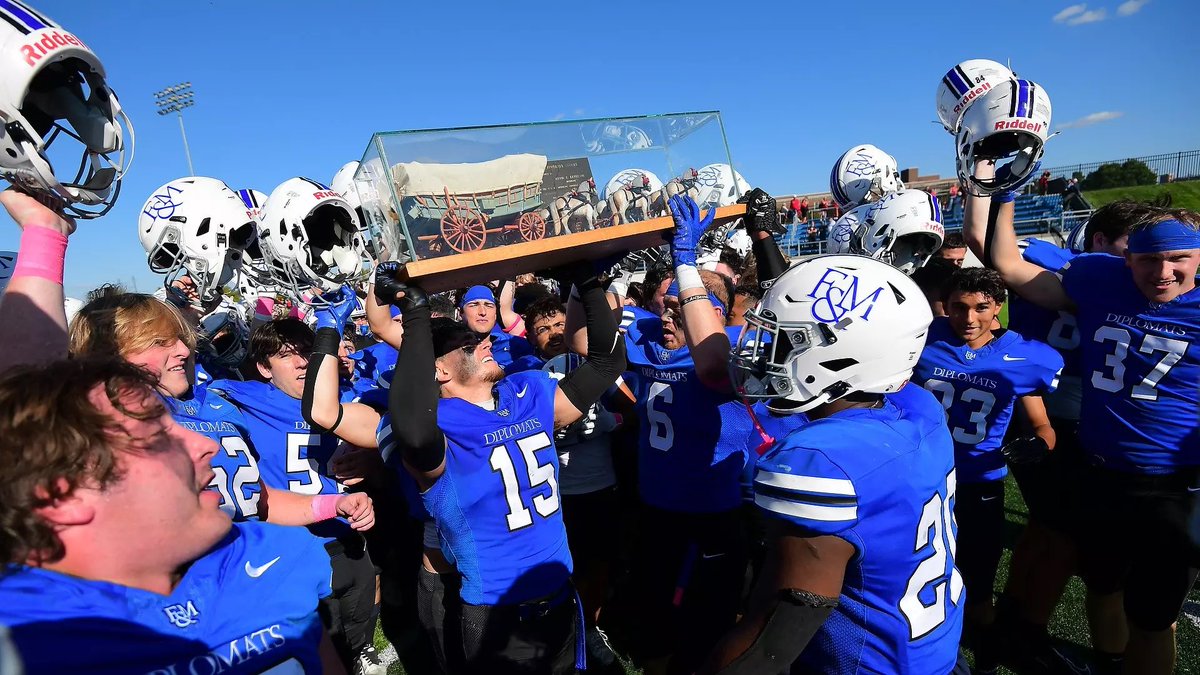 MickeyWalker23's tweet image. After a great phone call with @Coach_Phelan25 I'm blessed to announce I have received an offer from Franklin & Marshall College!!! #GoDips
@larrybadaracco
@CburyFootball
@NE6FB_Recruits
