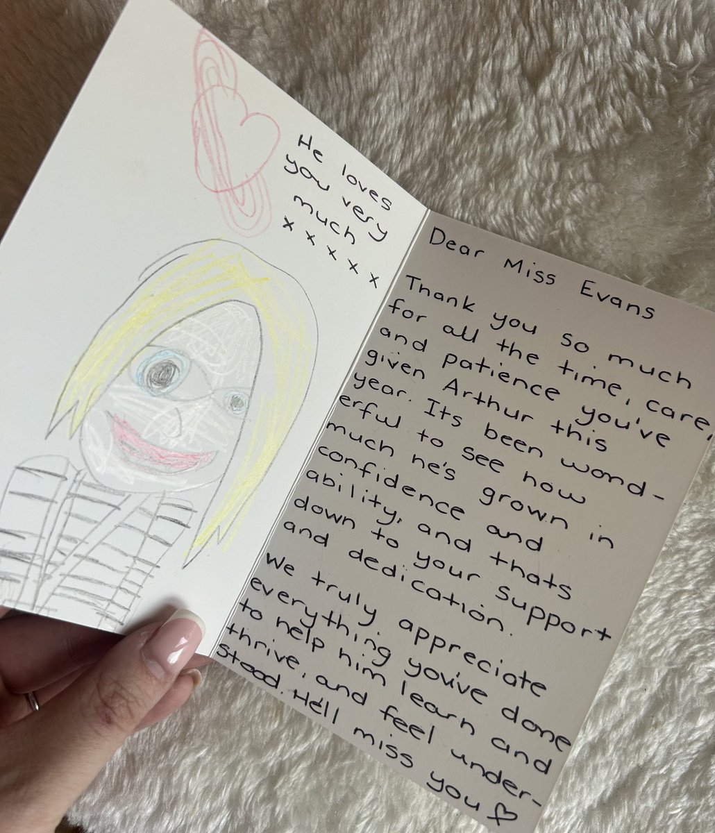 Teaching isnt easy, in-fact its tested me more than I ever imagined. 4 years in, I still love the job, love the children and love the people I work with ❤️ Summer term I am soooo ready for you😴 #bestjobintheworld #teachertired