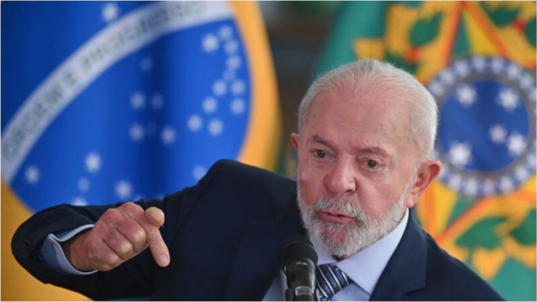 contrapuntovzla's tweet image. Lula: Es una «vergüenza» que Bolsonaro mande a su hijo a pedirle a Trump que intervenga en Brasil acortar.link/V1HoR7