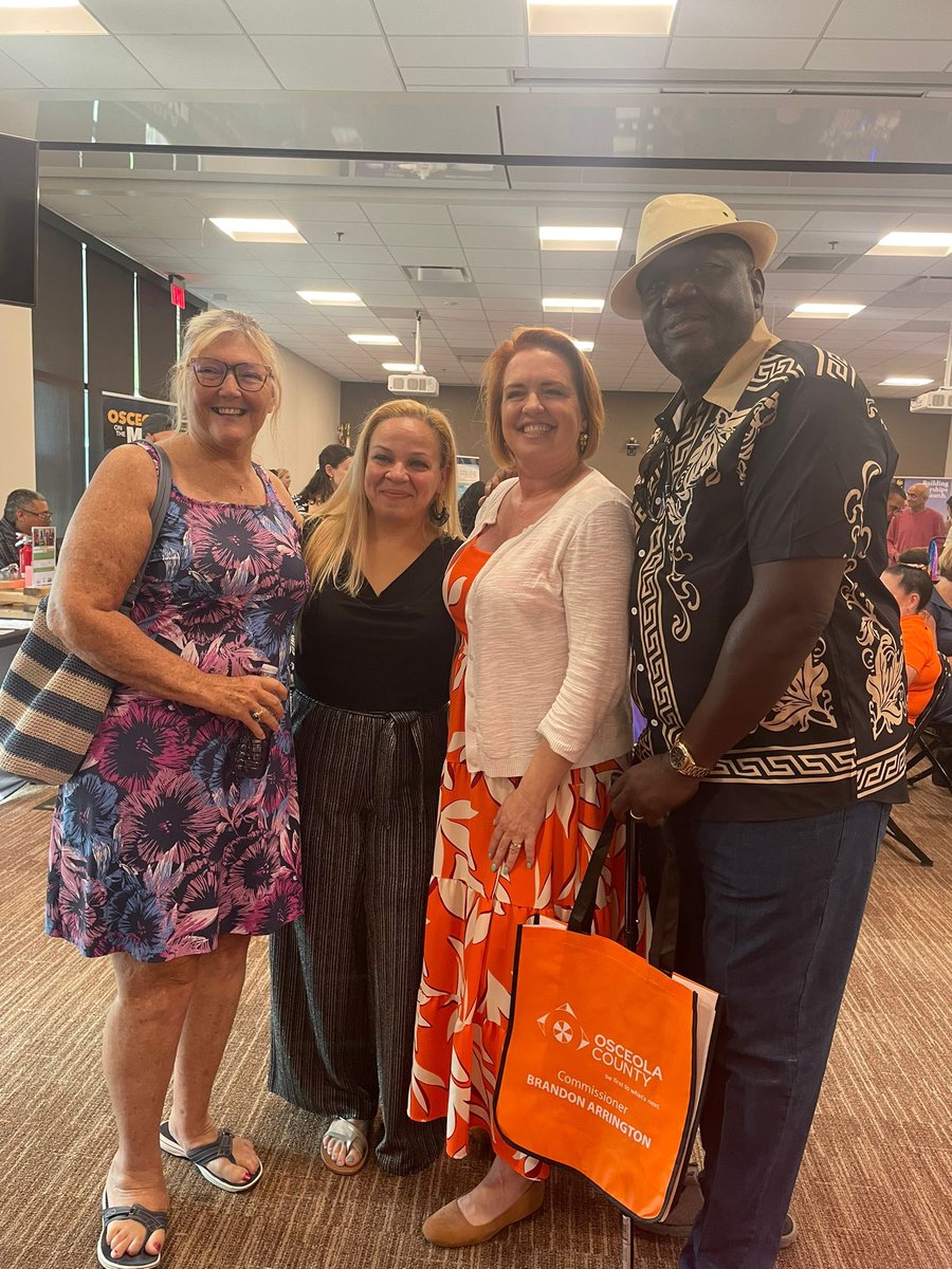 Arrington4Fl's tweet image. Our team had a great time participating in Commissioner @Arrington4OC’s Government Resource Fair last night! 🙌 We heard great questions from residents and shared important updates on “What’s Happening” across Osceola. 💬
Big thanks to our partners from @CFXway , @lynxbusorlando…