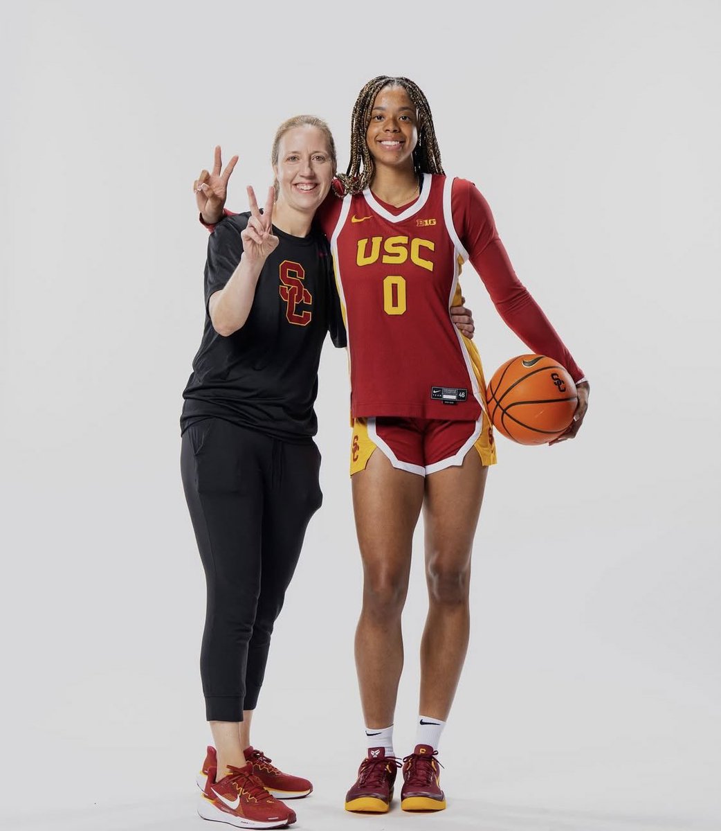E J ๐ (@ejayarrow) on Twitter photo NEWS: Saniyah Hall (<a href="/saniyahhall_/">Saniyah Hall</a>) (the #1 ranked recruit in the nation) has committed to USC. NEWS: Saniyah Hall (<a href="/saniyahhall_/">Saniyah Hall</a>) (the #1 ranked recruit in the nation) has committed to USC.