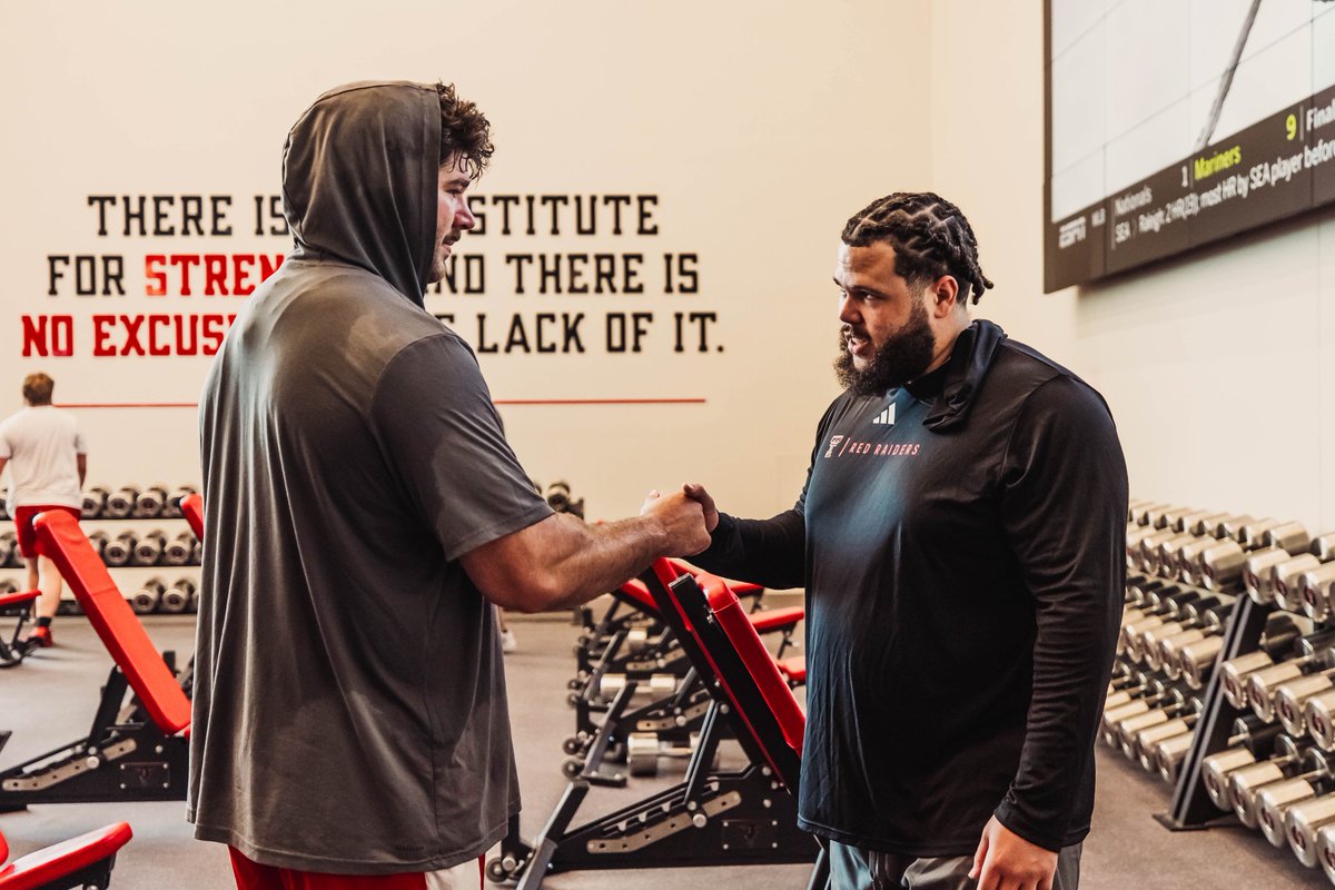 TexasTechFB's tweet image. Summer workouts ✔️
Fridays feel even better when fall camp starts next week!