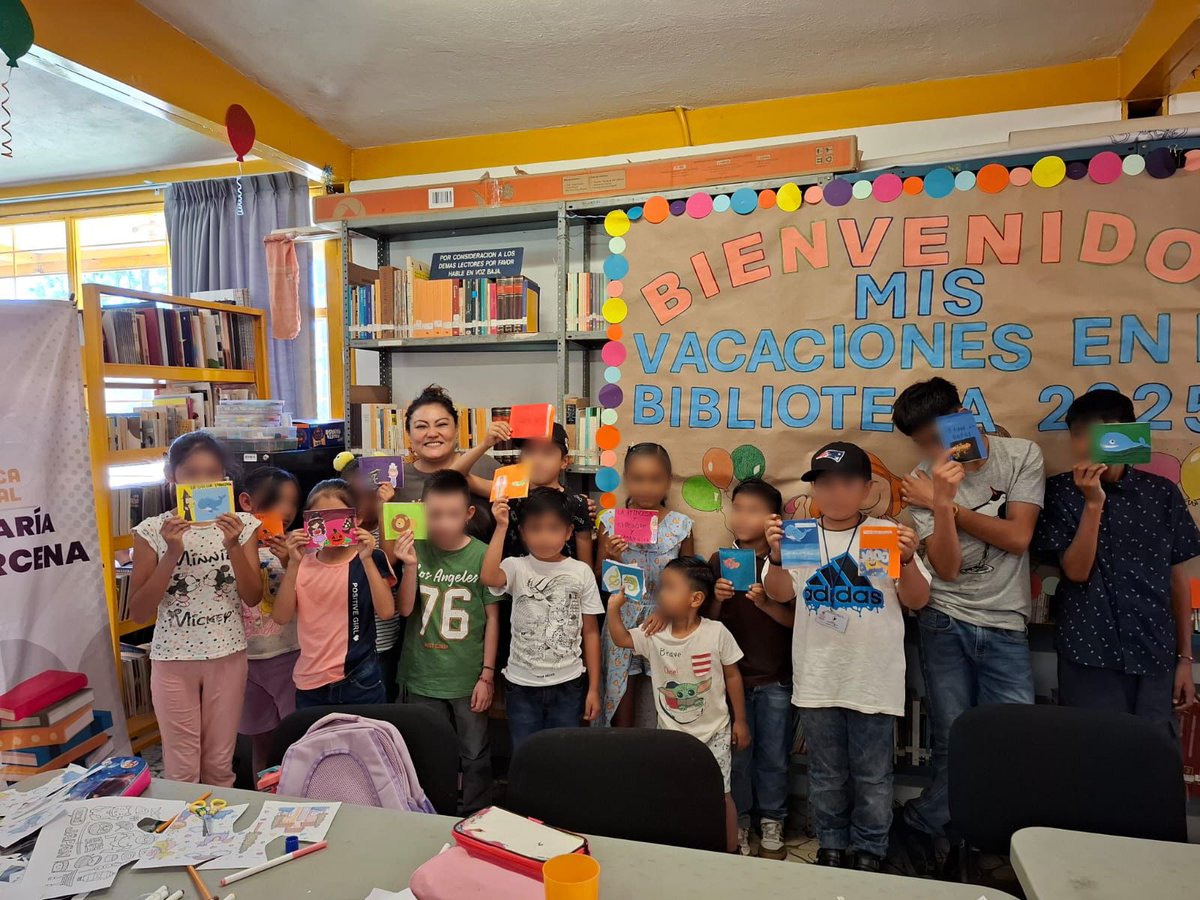 ¡La Dirección de Educación continúa promoviendo espacios seguros y formativos para las infancias!
Como parte del curso de verano “Mis Vacaciones en la Biblioteca” ☀️📝📕, se realizó el "Taller de Escritura Creativa" 📝💡 en la Biblioteca "José María Roa Bárcena", en El Castillo.