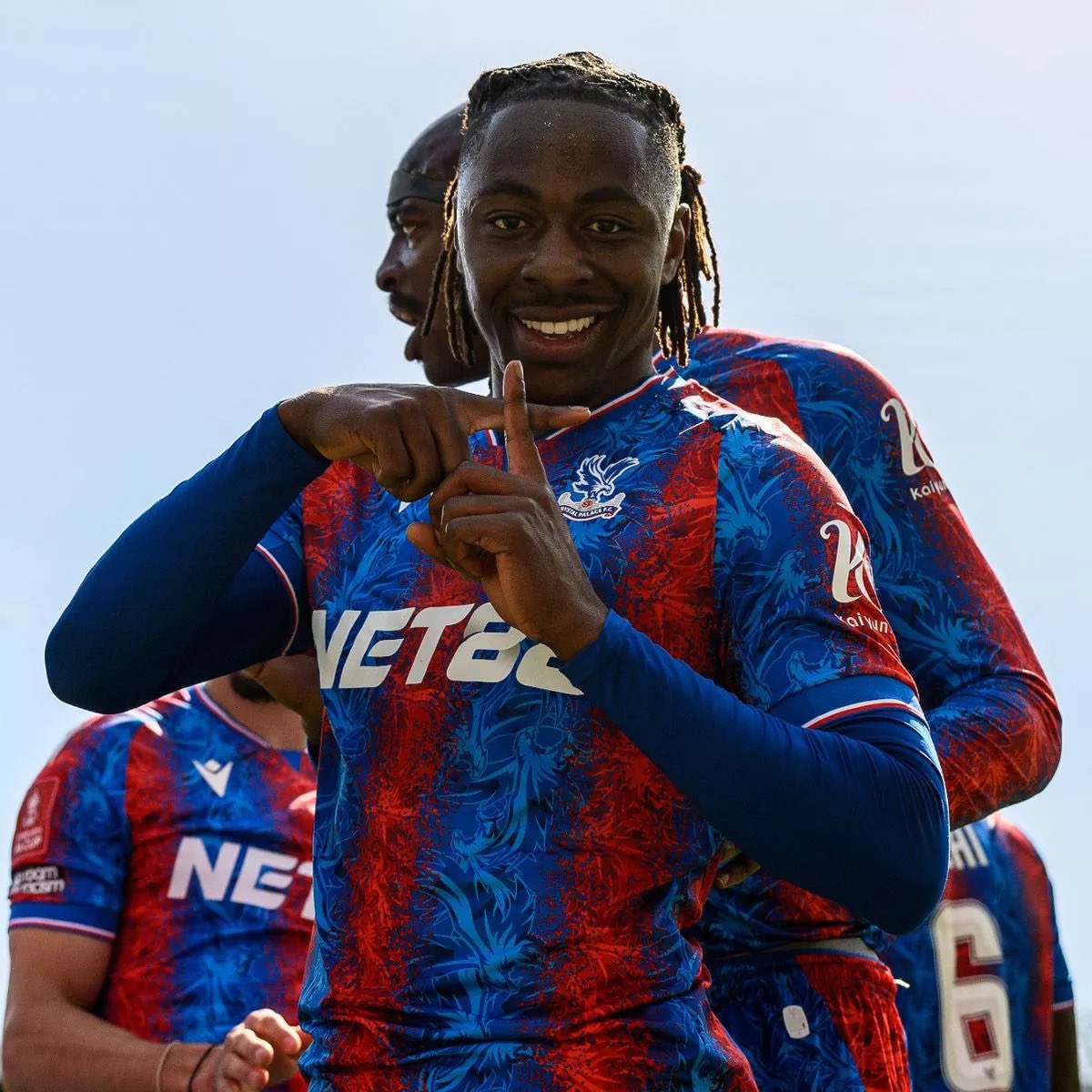 DTalkingArsenal's tweet image. 🚨BREAKING - @MiguelDelaney: Arsenal are aiming to swiftly move to secure Crystal Palace’s Eberechi Eze once the deal for Sporting’s Viktor #Gyökeres is complete. 🏴🔴⚪️💣
Those close to #Eze are confident a deal will be done in the next few weeks. 👀 #AFC
