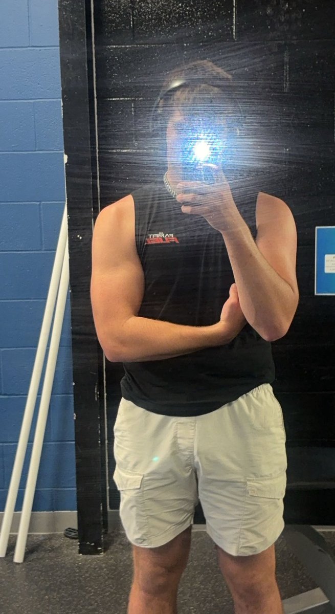 JaseKnight24's tweet image. Go get your @famgymapparel and use my code for a discount on great quality gym gear! Jesus loves you!
#dubuquefootball