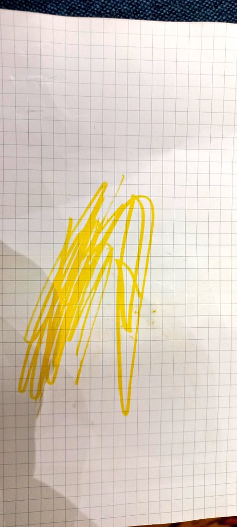 AzamBahrami's tweet image. دوستان اهل فن این را ببینید کاسپین میگه اون زرد کمتر یک وردنه است و اون زردهای بیشتر چند تا وردنه هستند که روی هم گذاشتند تا خشک بشه چون شستند. یعنی هر چیزی به ذهن من میرسید جز وردنه انصافا. اما وردنه برای یک ایتالیایی خیلی مهم است😎