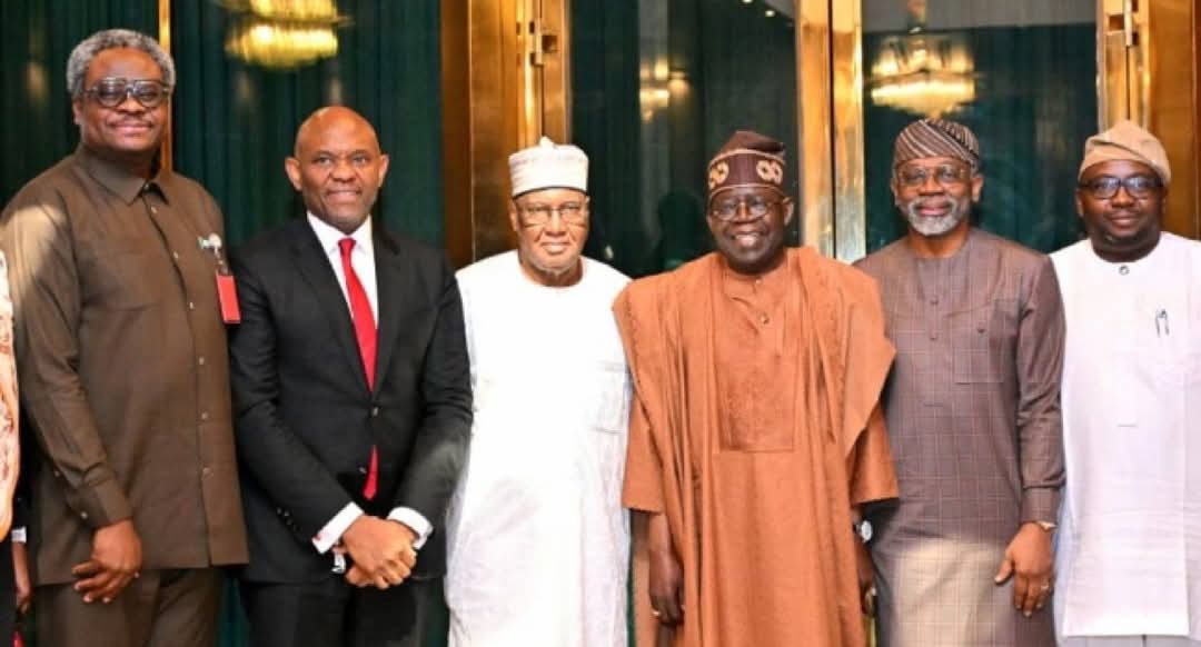 DivinelyAided's tweet image. President Bola Tinubu Meets With GenCos Chairmen and Pledges To Resolve Debt Claims