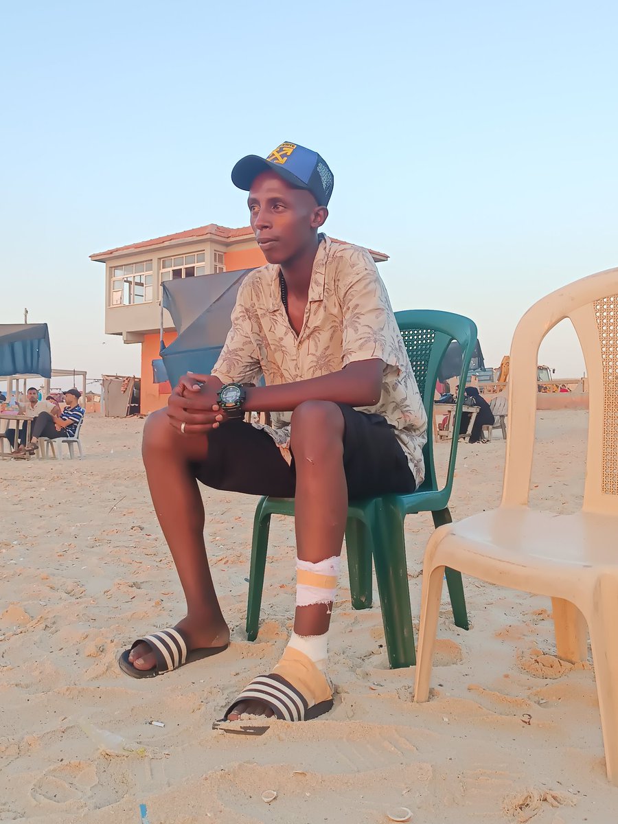 Today's story‼️
I went to the sea to get some fresh air and cheer myself up a little from the bloody war
I was surprised to find that sewage was flowing into the sea due to the destruction of infrastructure in Gaza
The sea is our only outlet, but the occupation has prevented us