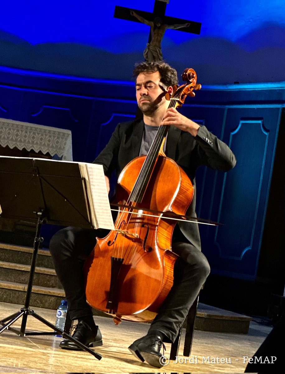 Festival_FeMAP's tweet image. Aquest vespre a Campdevànol, Núria Rial ha donat vida a un recorregut musical amb repertoris antics d&apos;estils diversos. 

🏛️ L’Església de Sant Cristòfol ha estat el marc d’aquesta bellissima proposta.

Gràcies al públic de #Campdevànol per sumar un concert més!