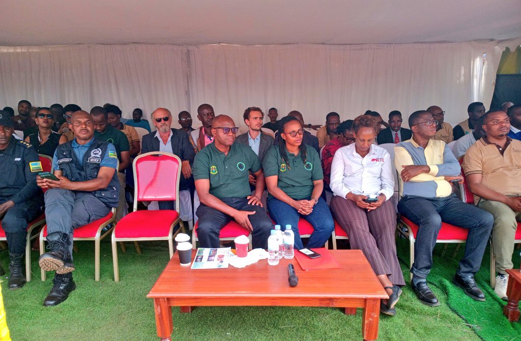 GakenkeDistrict's tweet image. Uyu munsi hasojwe imurukabikorwa ry'Akarere ka Gakenke rya 2025 #GakenkeOpenDay2025, ryari rimaze iminsi ine ribera muri Centre ya Gakenke