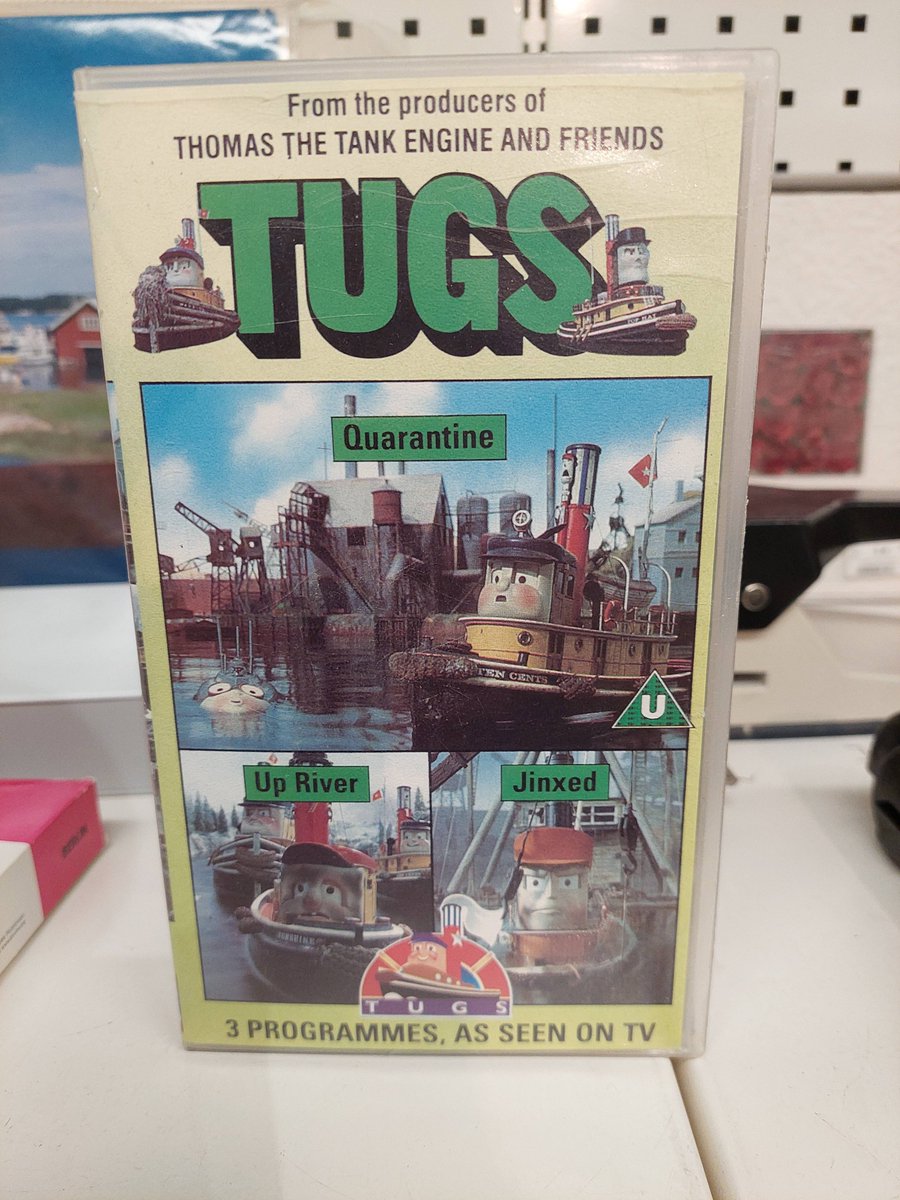 LeonArmas10's tweet image. Now this was something that I wasn't expecting to find the flea market.
especially in Helsinki!