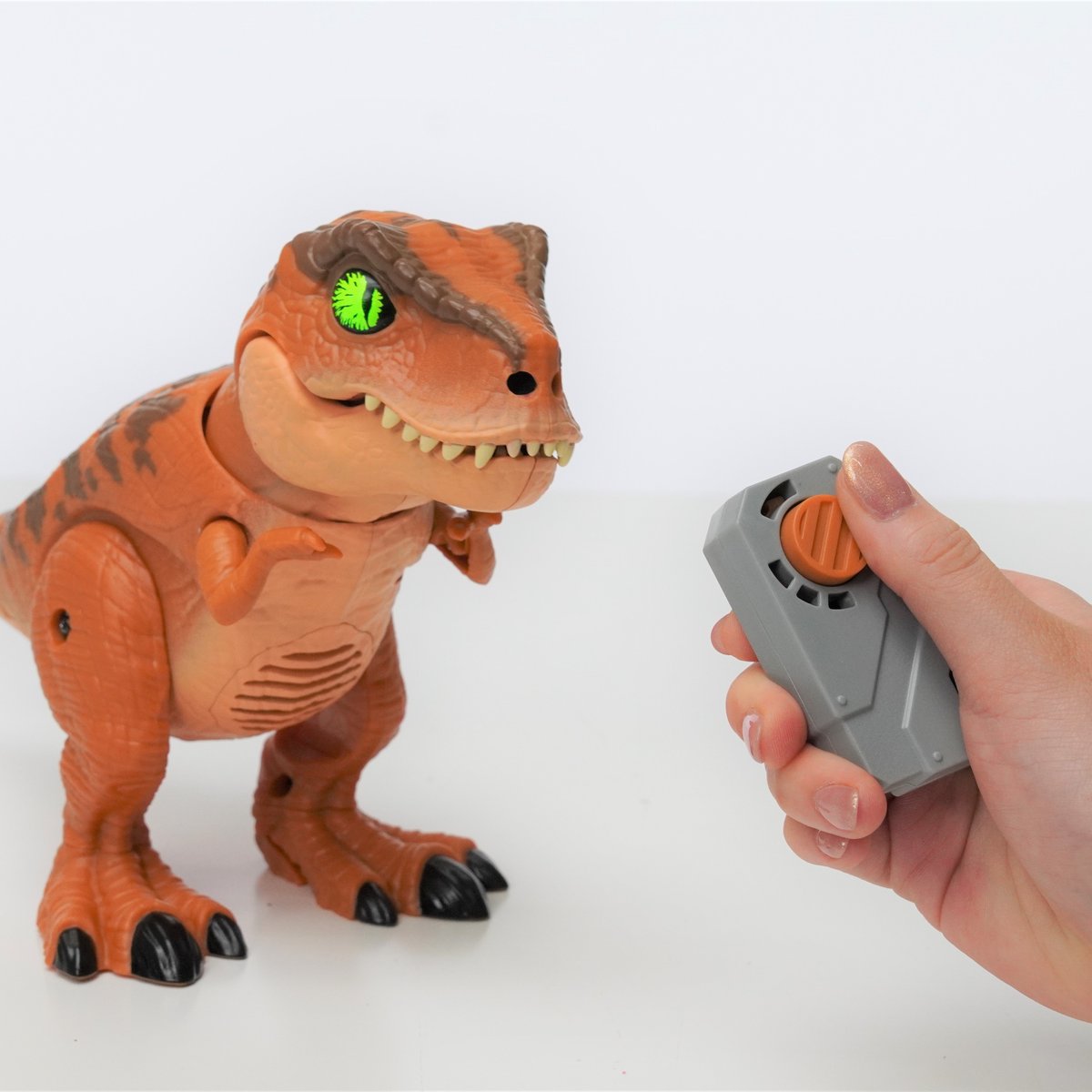 takaratomytoys's tweet image. /
本日発売🥚💥
\
うまれて!ウーモ
ジュラシック・ワールド
T-レックスエッグ🦖
マジでうまれる、恐竜のたまご!
T-レックスの孵化を体験しよう✨
#ウーモ #ジュラシック・ワールド
▼商品情報はこちら
takaratomy.co.jp/products/woomo…