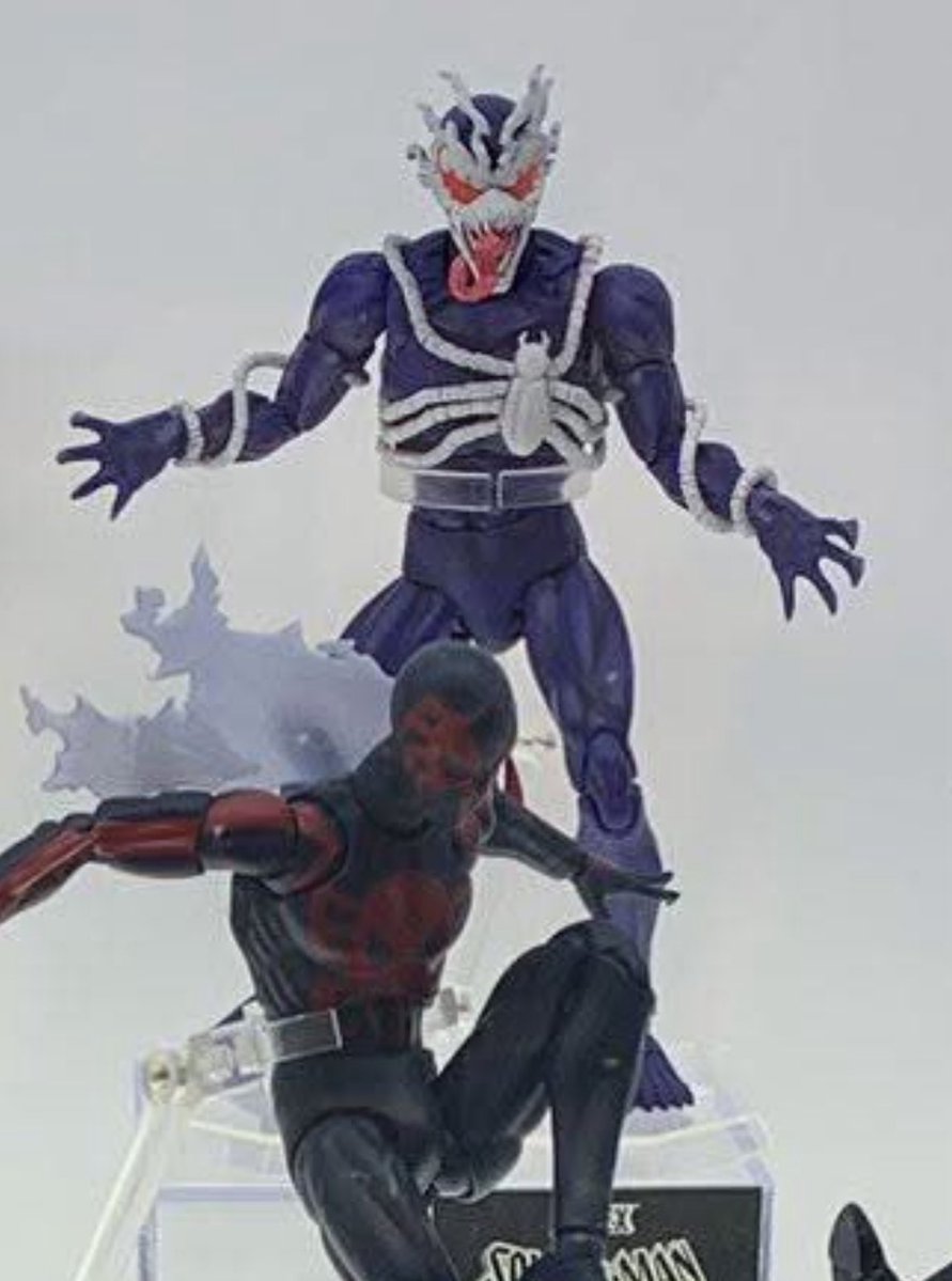 Spider_Figures's tweet image. Mafex Negative zone Spider-Man Blue venom Venom 2099 and movie carnage