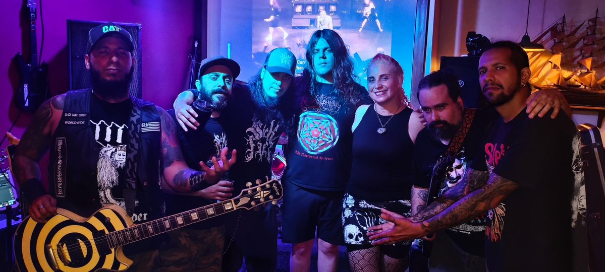 SickFeel (@sickfeel) on Twitter photo Celebración de nuestro 19° Aniversario en Tapay Rock House.
Gracias a todas las bandas y el público asistente por compartir con nosotros un gran día 🤘🏻
📷 Fotos cortesía de:
<a href="/coritoj/">Coromoto J. Pineda</a>
@documetal
@kennyburmistrov
<a href="/tapayrockhouse/">TAPAY Rock House</a> Celebración de nuestro 19° Aniversario en Tapay Rock House.
Gracias a todas las bandas y el público asistente por compartir con nosotros un gran día 🤘🏻
📷 Fotos cortesía de:
<a href="/coritoj/">Coromoto J. Pineda</a>
@documetal
@kennyburmistrov
<a href="/tapayrockhouse/">TAPAY Rock House</a>