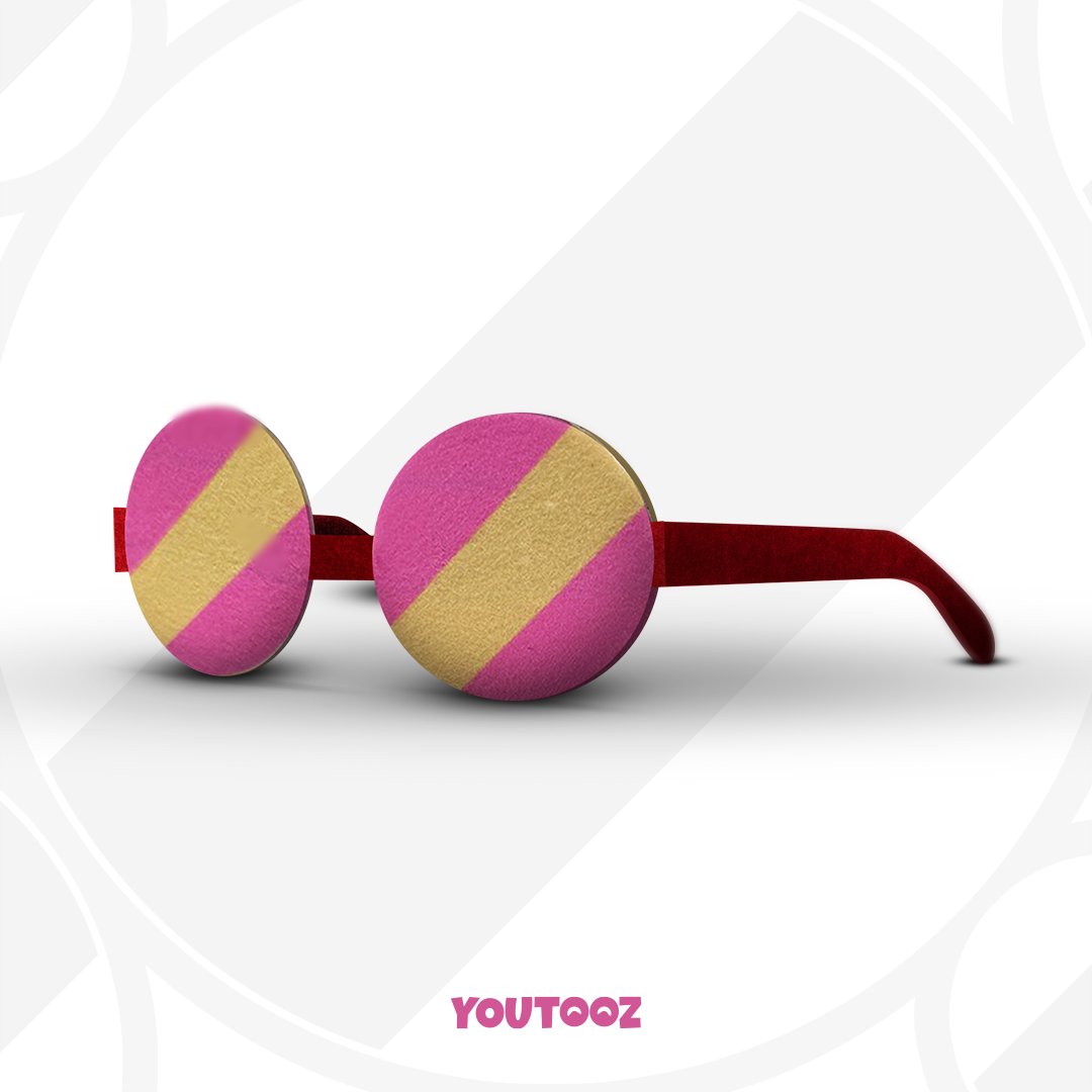 therealsquiddo's tweet image. Oh what cool sunglasses... But I wonder what the person these belong to looks like ...