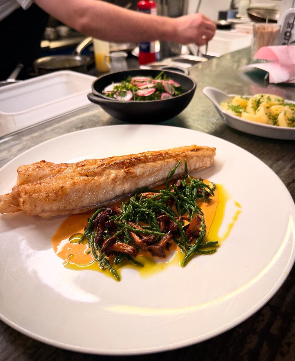 Sea monsters spotted in Didsbury village! An absolute showstopper of a fish Friday special from Chef Roland tonight.

Pan fried whole monkfish tail for two served with bouillabaisse sauce, herb salad, girolles and new potatoes.