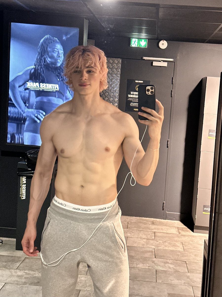 Pierre (@realpierreboo) on Twitter photo 