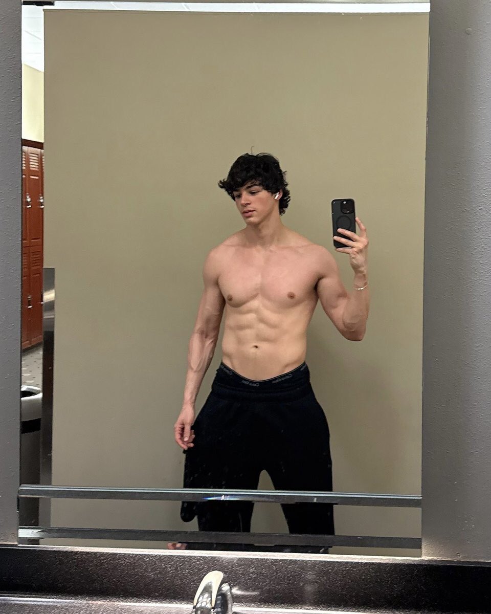 Pierre (@realpierreboo) on Twitter photo 