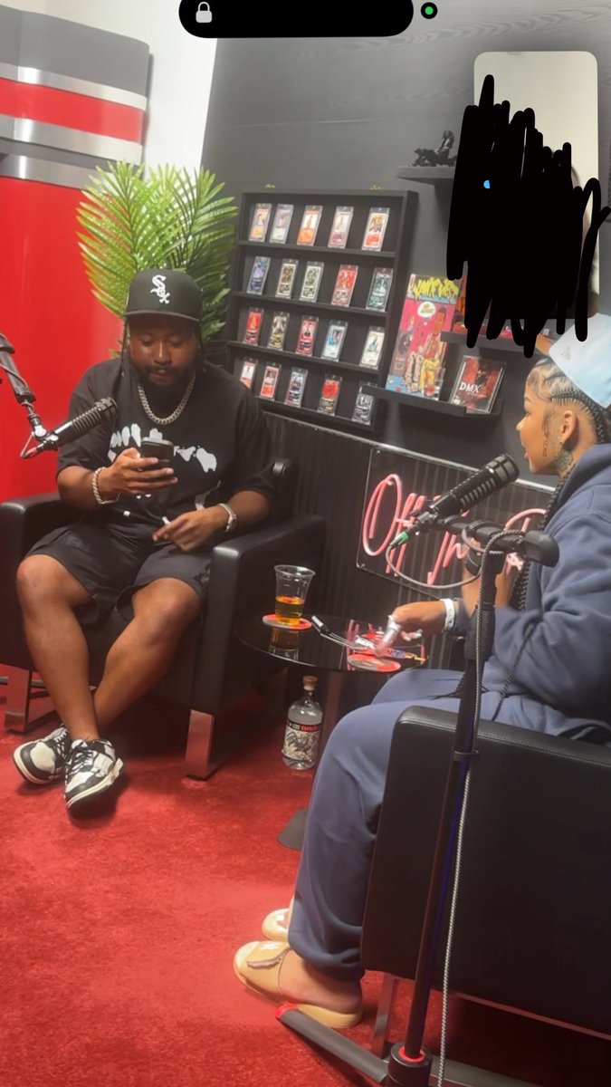 FlakkoPoetik's tweet image. Chrisean Rock and Akademiks is interview of the year 😂 it’s also an example of why personalities should sit down with media heads they disagree with. Chrisean earned my respect with this