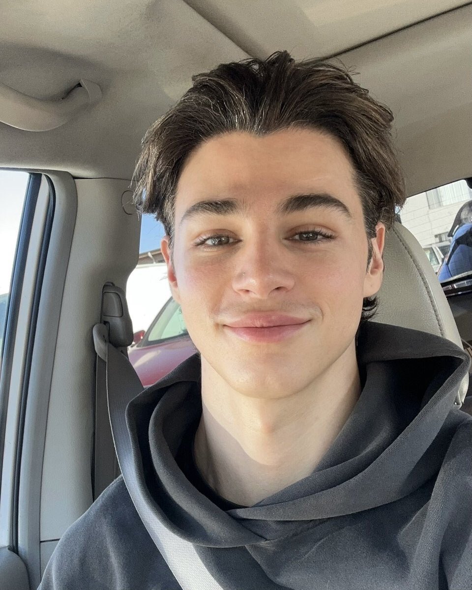 Pierre (@realpierreboo) on Twitter photo 