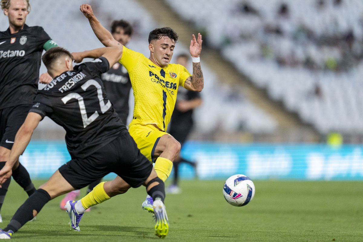 VillarrealCF's tweet image. Superada la hora de juego. ¡Vamos, Submarino!
🟢⚫️ @SportingCP 1-0 Villarreal CF 🟡🔵 (64')