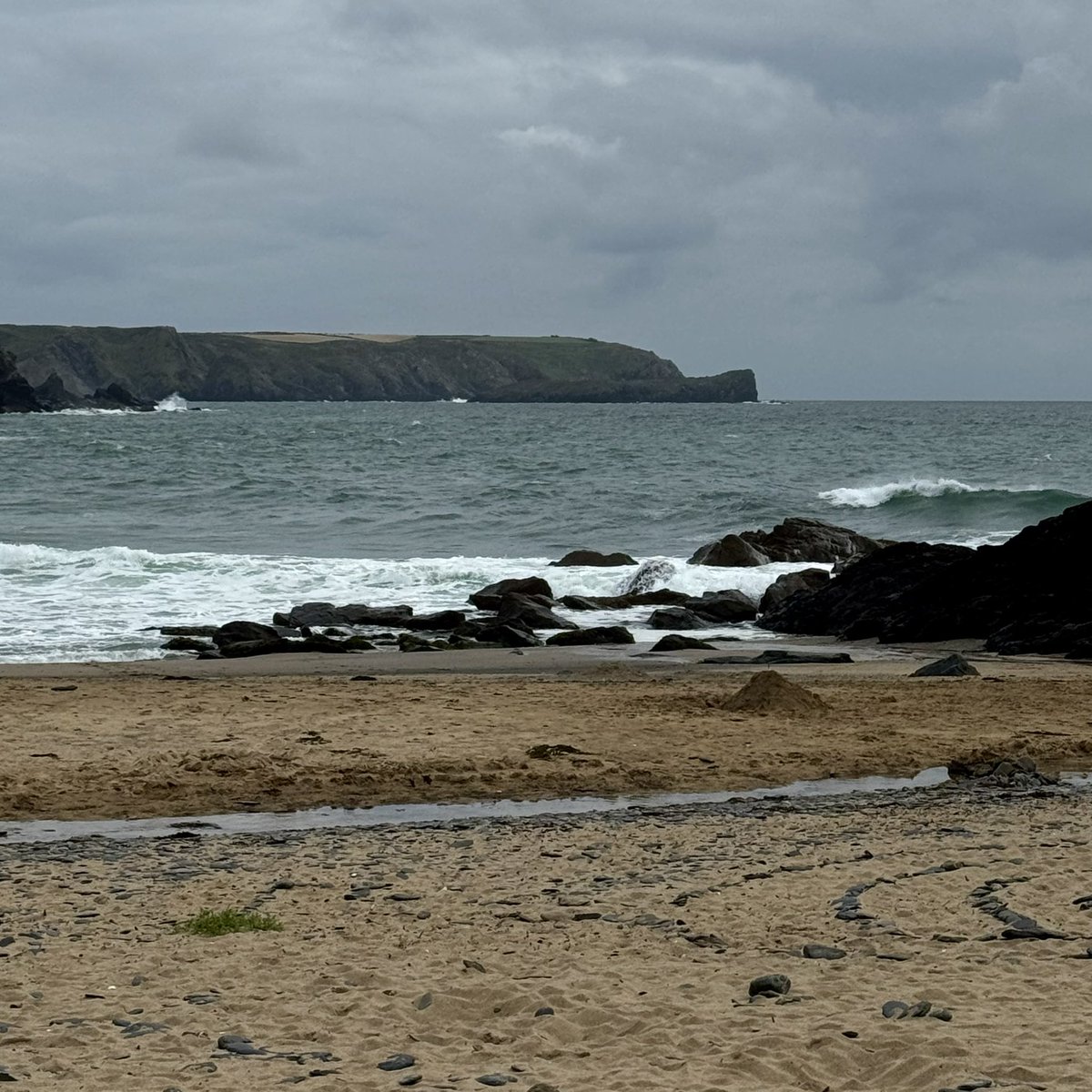 sarahmcquaid's tweet photo. Here at long last are photos from our visit on Monday to #Gunwalloe #ChurchCove #Cornwall #Kernow — also see video below: -> https://t.co/PMkmN4b9mr