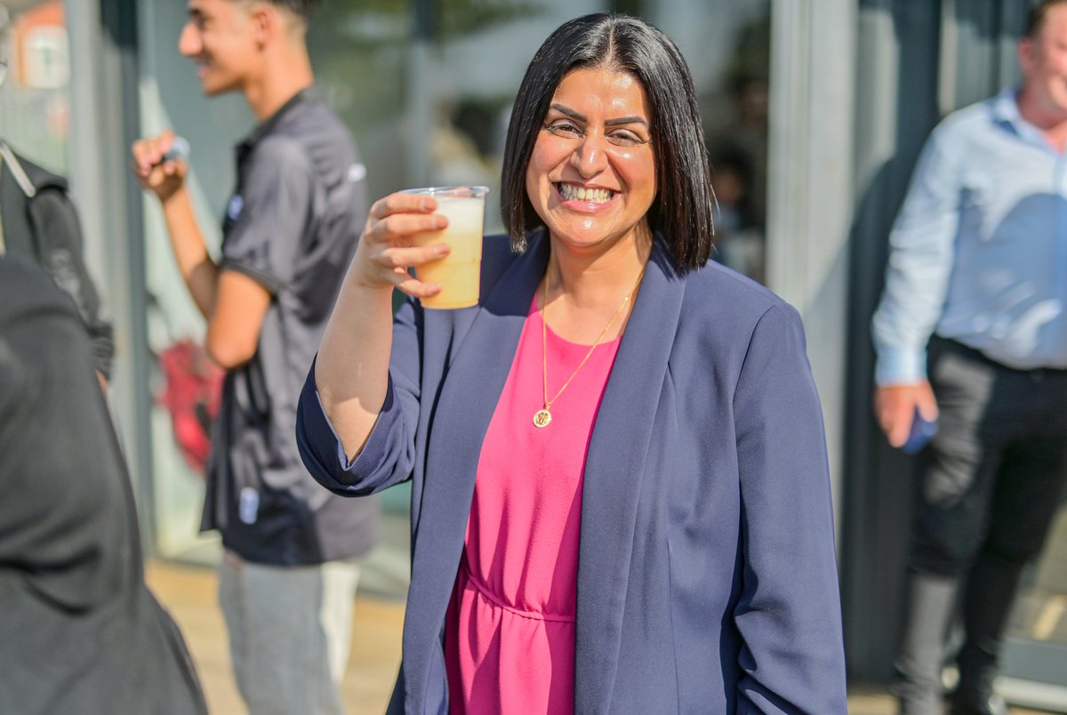 Pitch2Progress's tweet image. Great to welcome the Secretary of State for Justice @ShabanaMahmood, to Pitch 2 Progress this afternoon.
Our youth leaders and ambassadors proudly gave her a tour of the site and shared powerful stories about their journeys and the impact P2P has had on their lives.