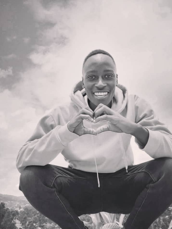 SteffGariho's tweet image. He called me tooto i called him tooto as well.. now he's gone... legends don't die they change address
#RestinpeaceTOOTO