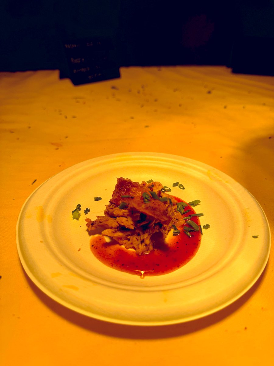 Fernando_GoPe's tweet image. Had a blast yesterday at Best of Washington (@washingtonian) serving up some slow-smoked love. We came to represent wood fire cooking traditions like whole hog, lamb barbacoa, and ember roasted veggies while supporting @WCKitchen.
Didn’t make @jsidman’s best bites list, but we…