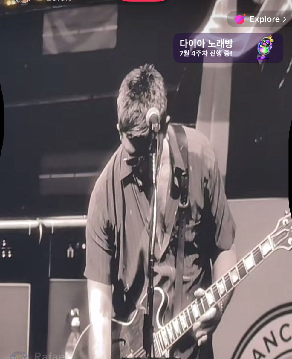 songbirdatm's tweet image. lets all sign for this shirt to be the official noel’s uniform for the rest of the gigs please