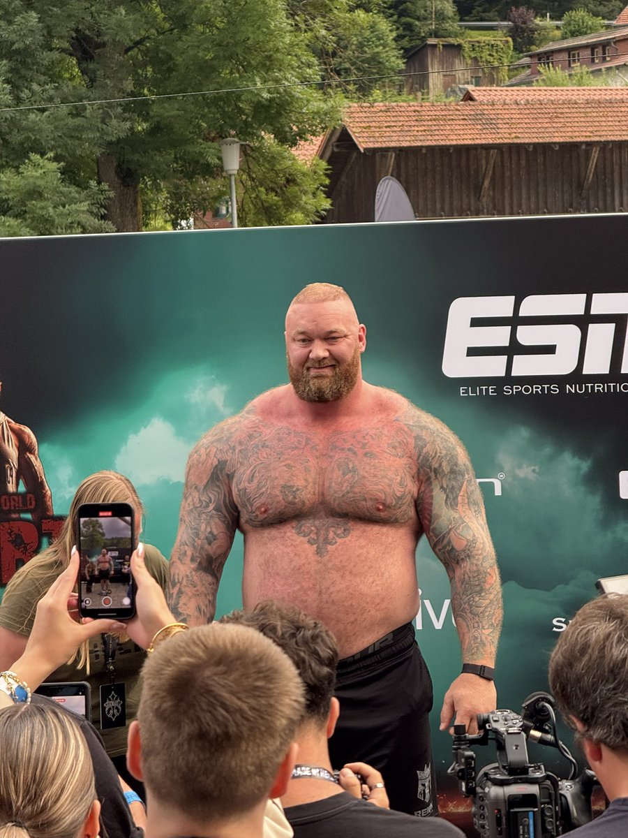 Hafþór J Björnsson tweet media