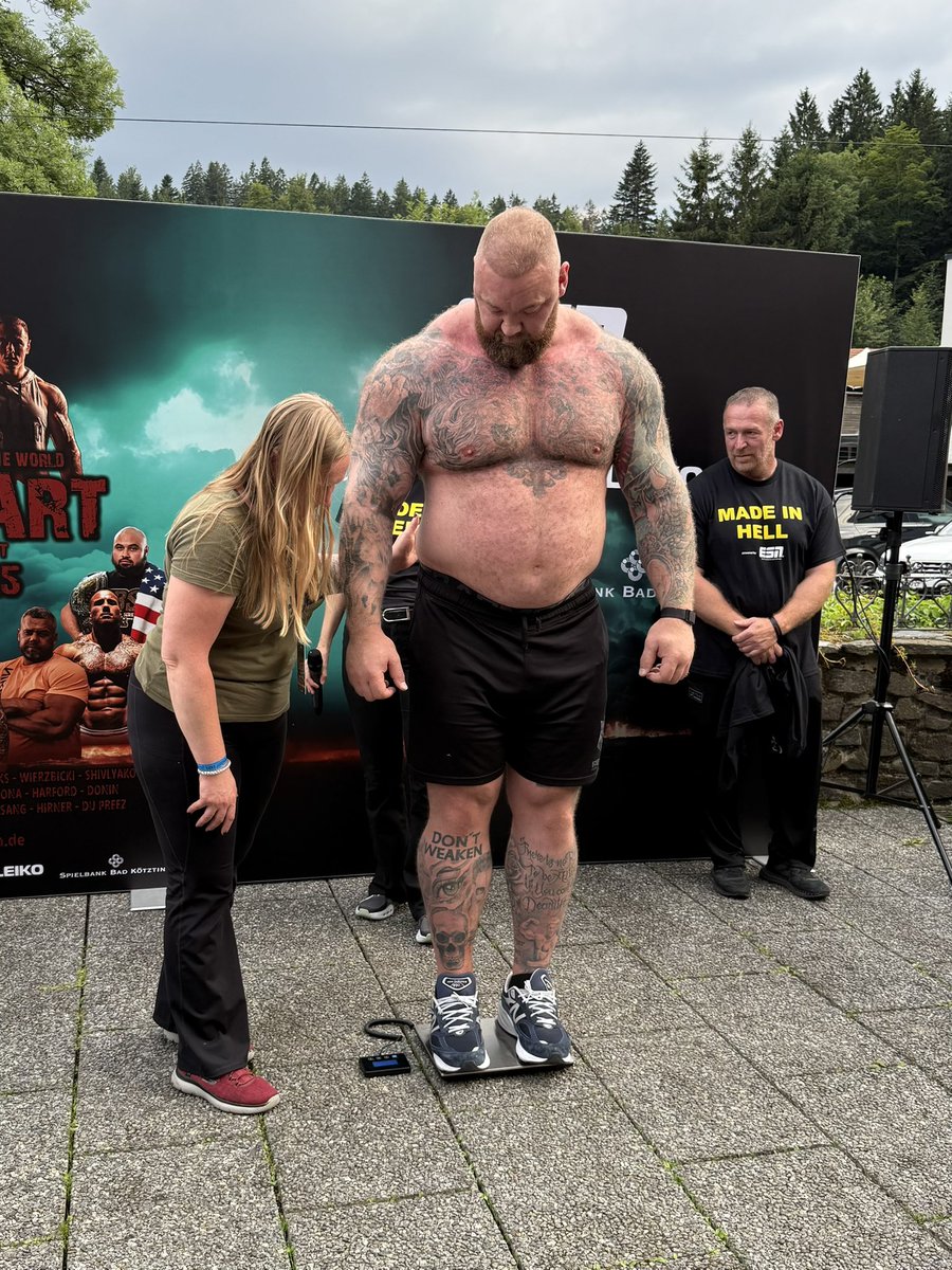 Hafþór J Björnsson tweet media