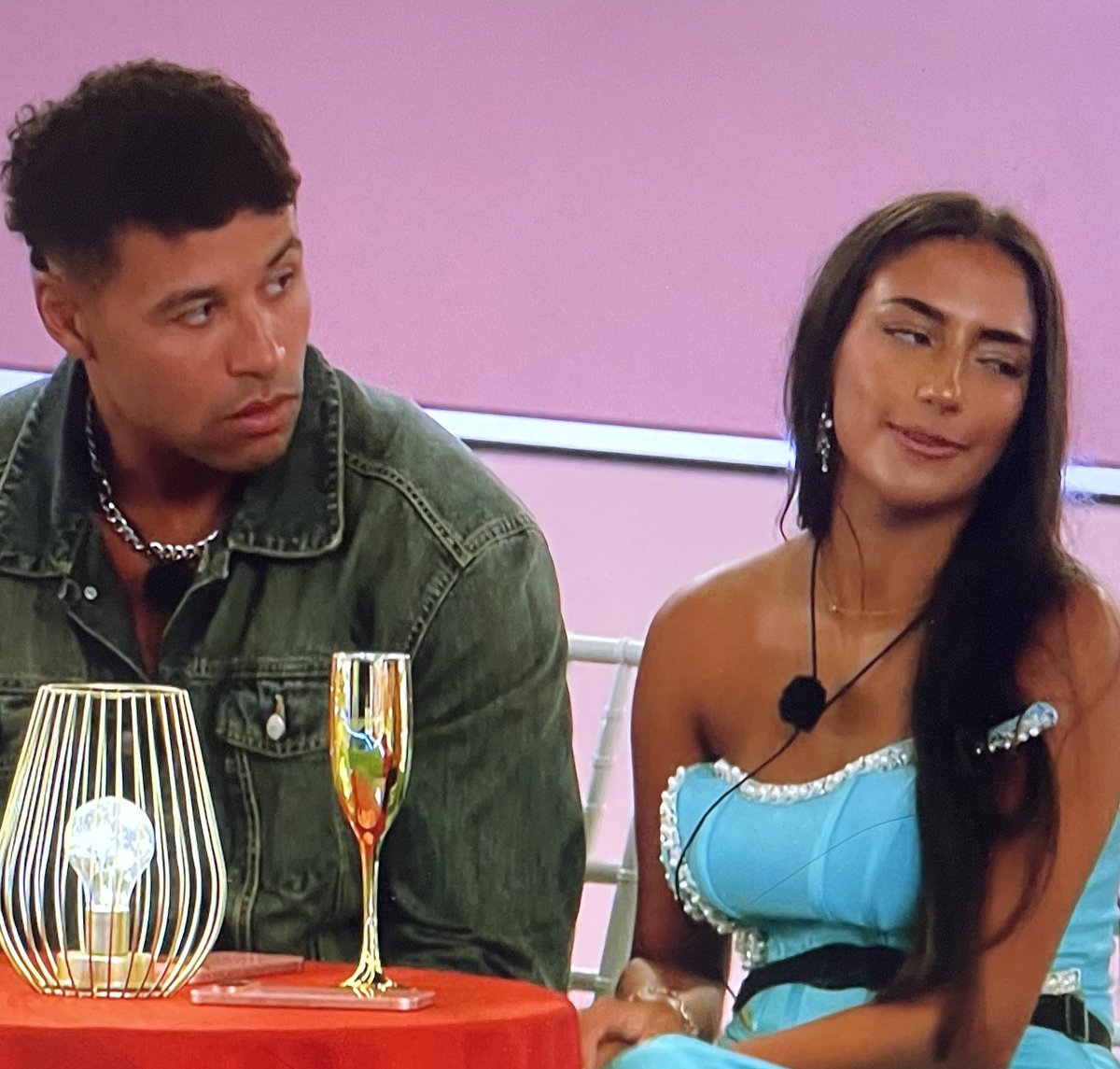 girlypops77's tweet image. I LOVE THEM AAAAAAH I WOULD MAKE THEIR FRIENDSHIP COUPLE GO TO THE FINALS #LoveIsland #LoveIslandUK
