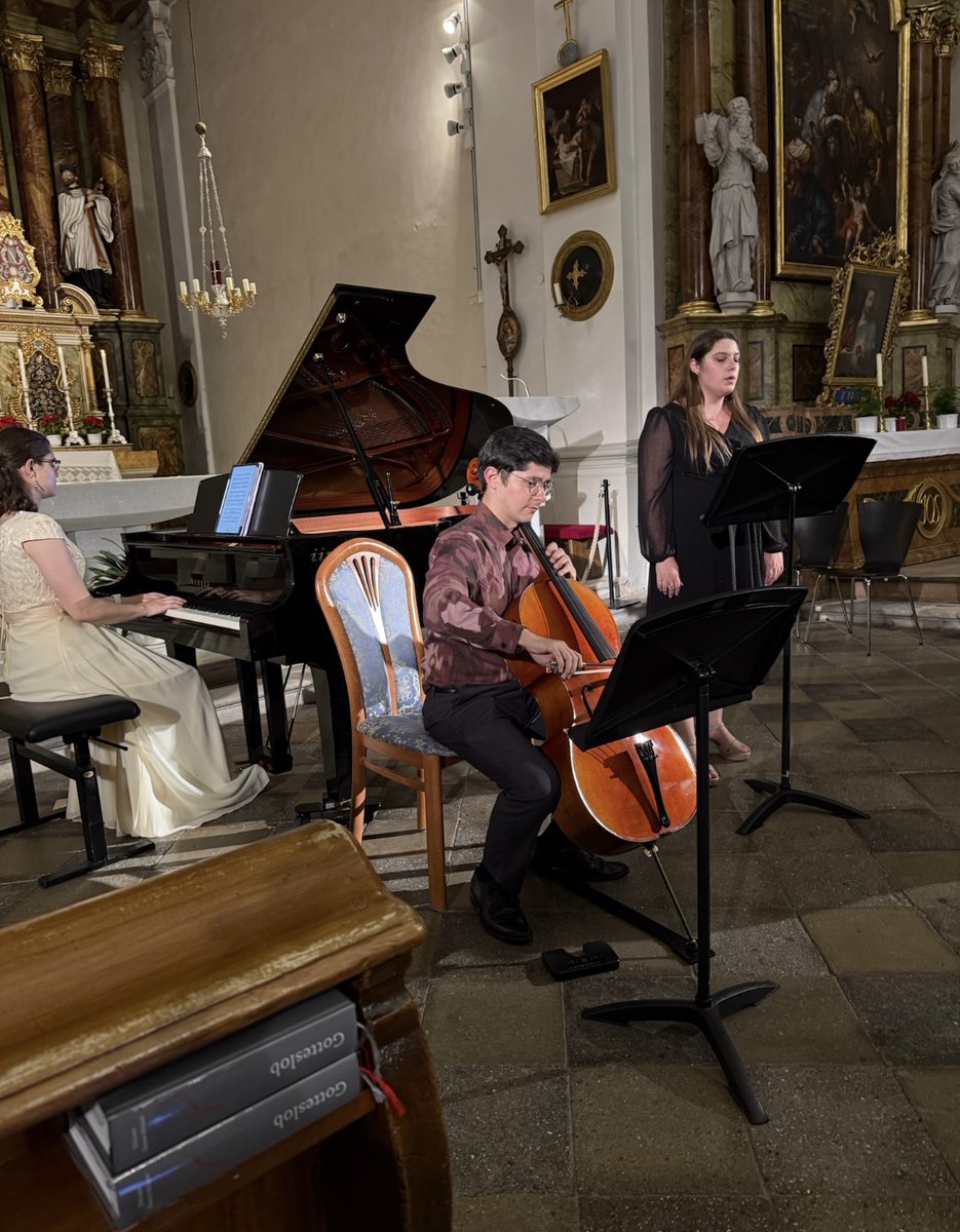 StetsonU's tweet image. The Barron String Quartet made history in Italy! The Stetson ensemble joined the prestigious Orfeo Music Festival, performing, learning, and collaborating with global artists. A milestone moment for our Hatters abroad!
#GoHatters | #StetsonU