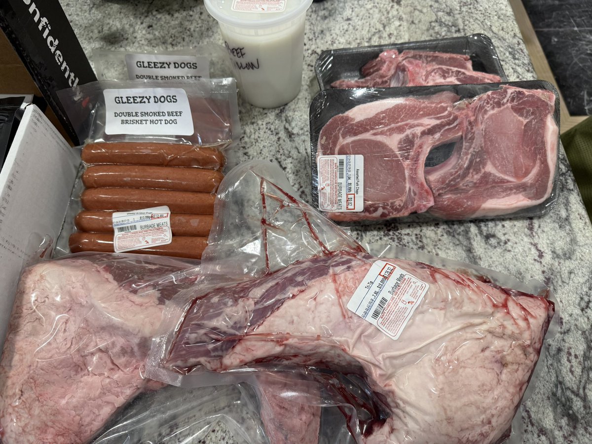 TapRootsFood's tweet image. Got the wife’s permission for a butcher shop stop on the way home, snagged a couple tri-tips, some pork chops, some gleezy double smoked brisket dogs, and a tub of tallow because I’m running low. Also got a massive care package from @CasaMSpice that is going to get used on a tri…