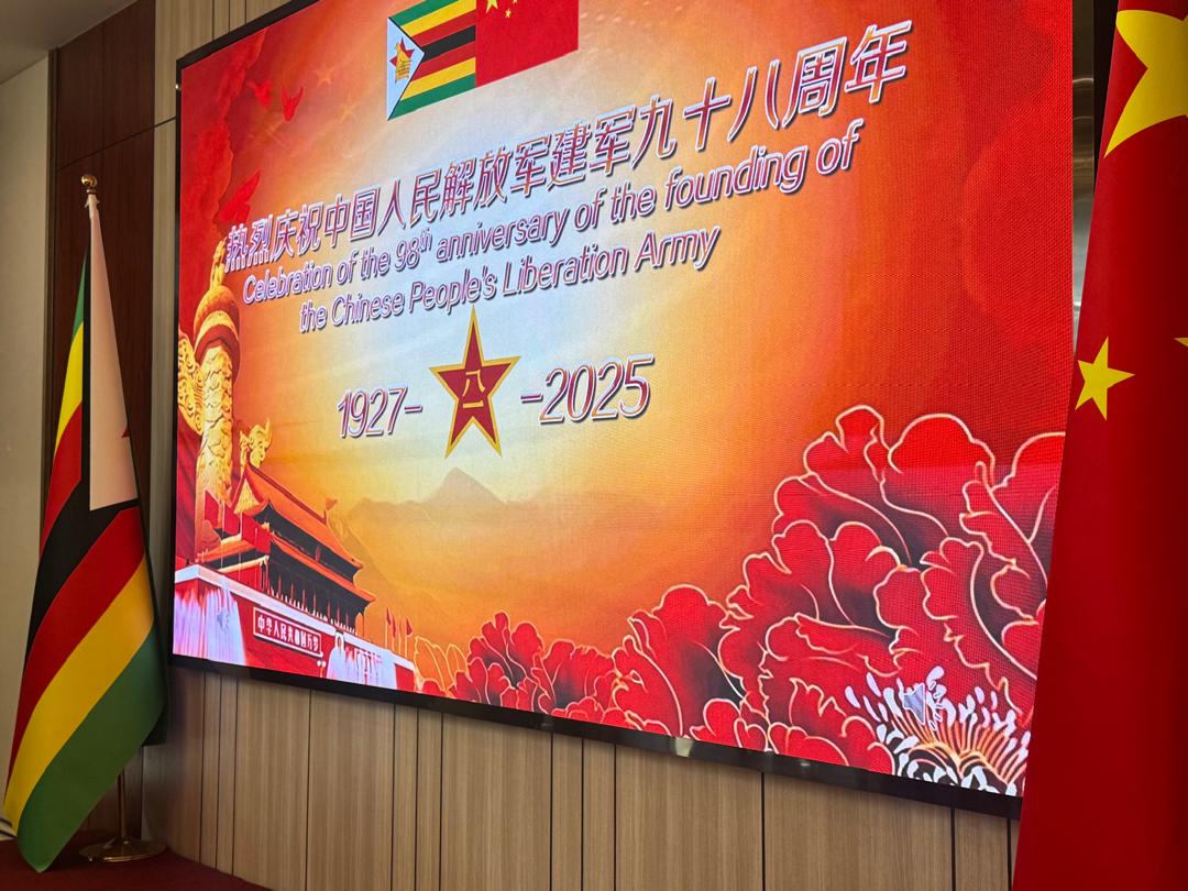 ZBCNewsonline's tweet image. PRESIDENT Emmerson Mnangagwa says the country appreciates the great role played by the People’s Liberation Army (PLA) of China towards the decolonisation of many countries across the globe, including Zimbabwe.
zbcnews.co.zw/zimbabwe-salut…