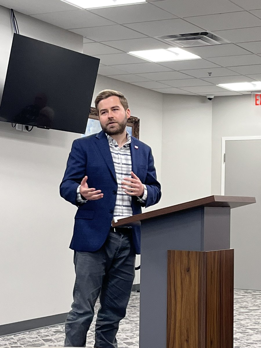 Thank you to the White County Republican Committee for inviting me to speak at this week’s meeting! It’s always an honor to speak about what my office has accomplished so far and what we’re looking to achieve in the future. Encouraged by their support!