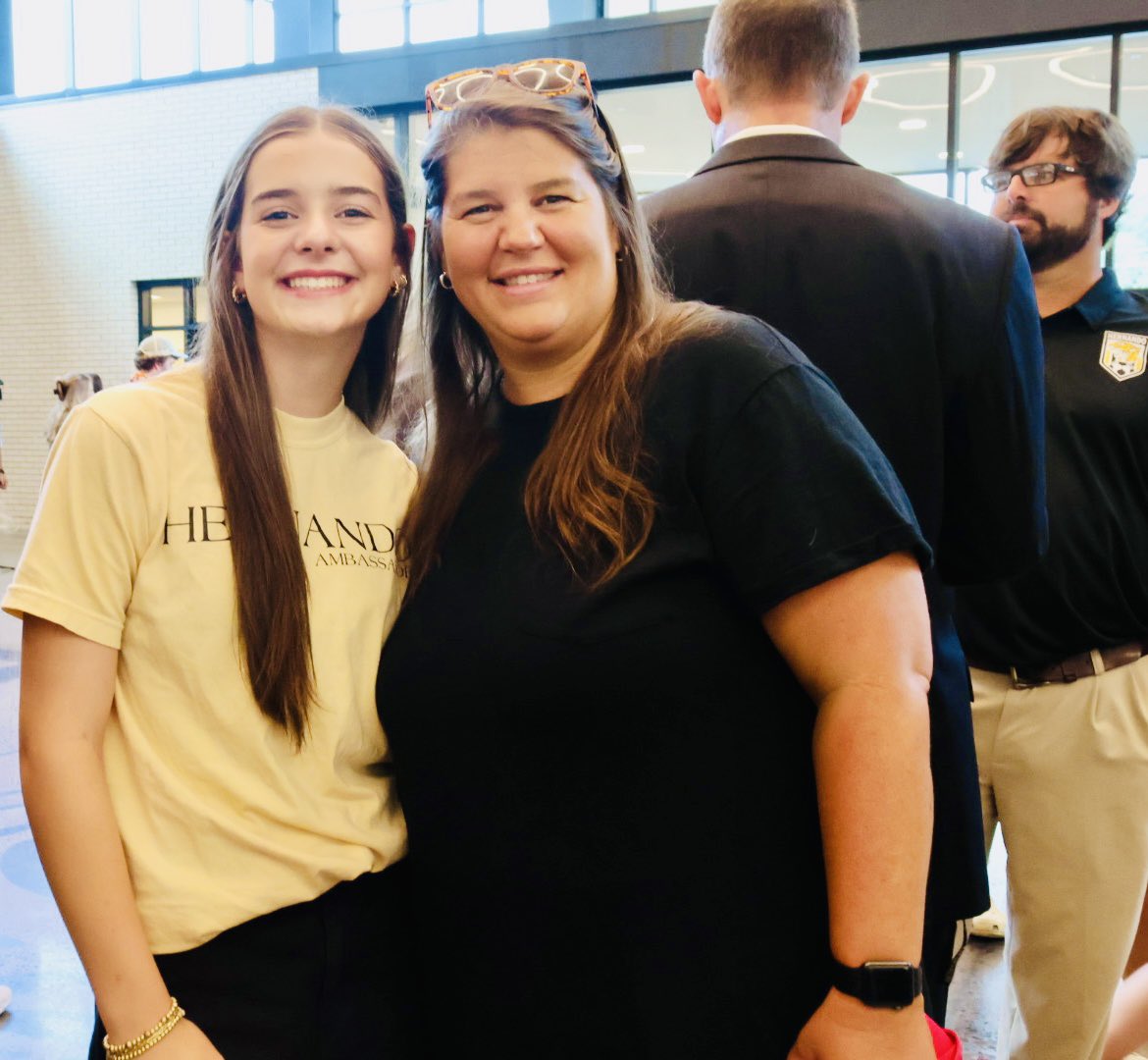 DCSeNews's tweet image. Hernando High School Ribbon Cutting Ceremony #TeamDCS #BeTheStandard