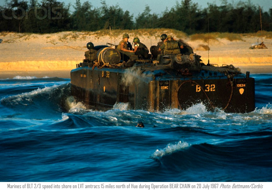 WarsIndo's tweet image. 20/25 July 1967- Operation BEAR CHAIN: 2/3 Marines amphibious landing 15 miles north of Hue, the 34th marine amphibious assault since landing in Vietnam in March 1965 (four photos)
