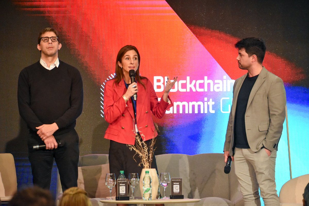 TheBSGlobal's tweet image. Presentación oficial de la Cámara Uruguaya de Blockchain
Un panel que marcó un hito para el ecosistema local
Con la participación de referentes que impulsan la adopción, la innovación y la articulación del sector
🗣 Lucia Cardellino
⚽ Agu Rodríguez
⚖️ Pablo Zanetta Ferraro
