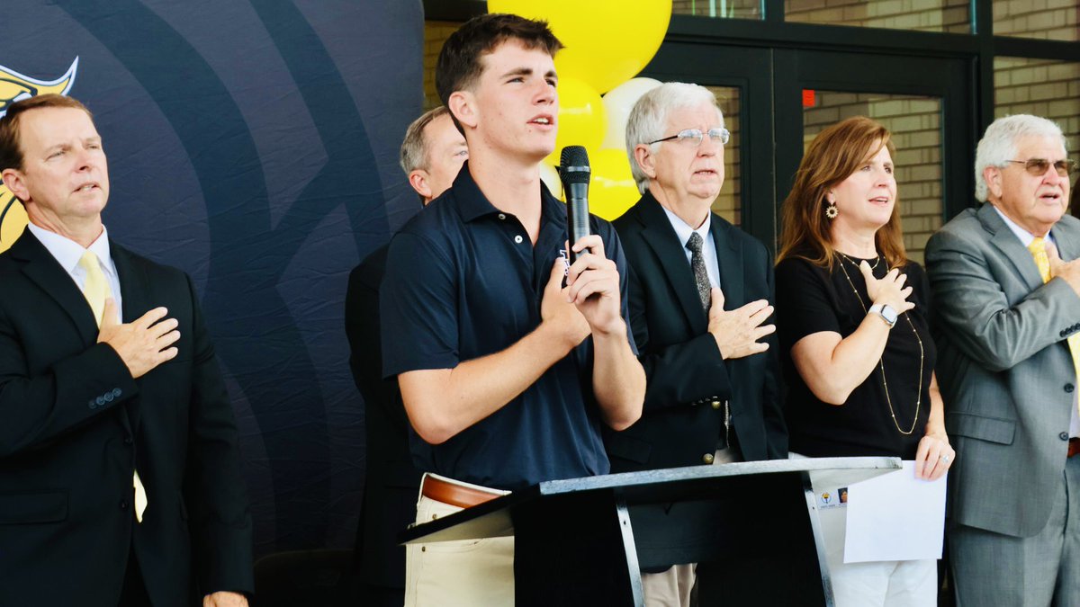 DCSeNews's tweet image. Hernando High School Ribbon Cutting Ceremony #TeamDCS #BeTheStandard