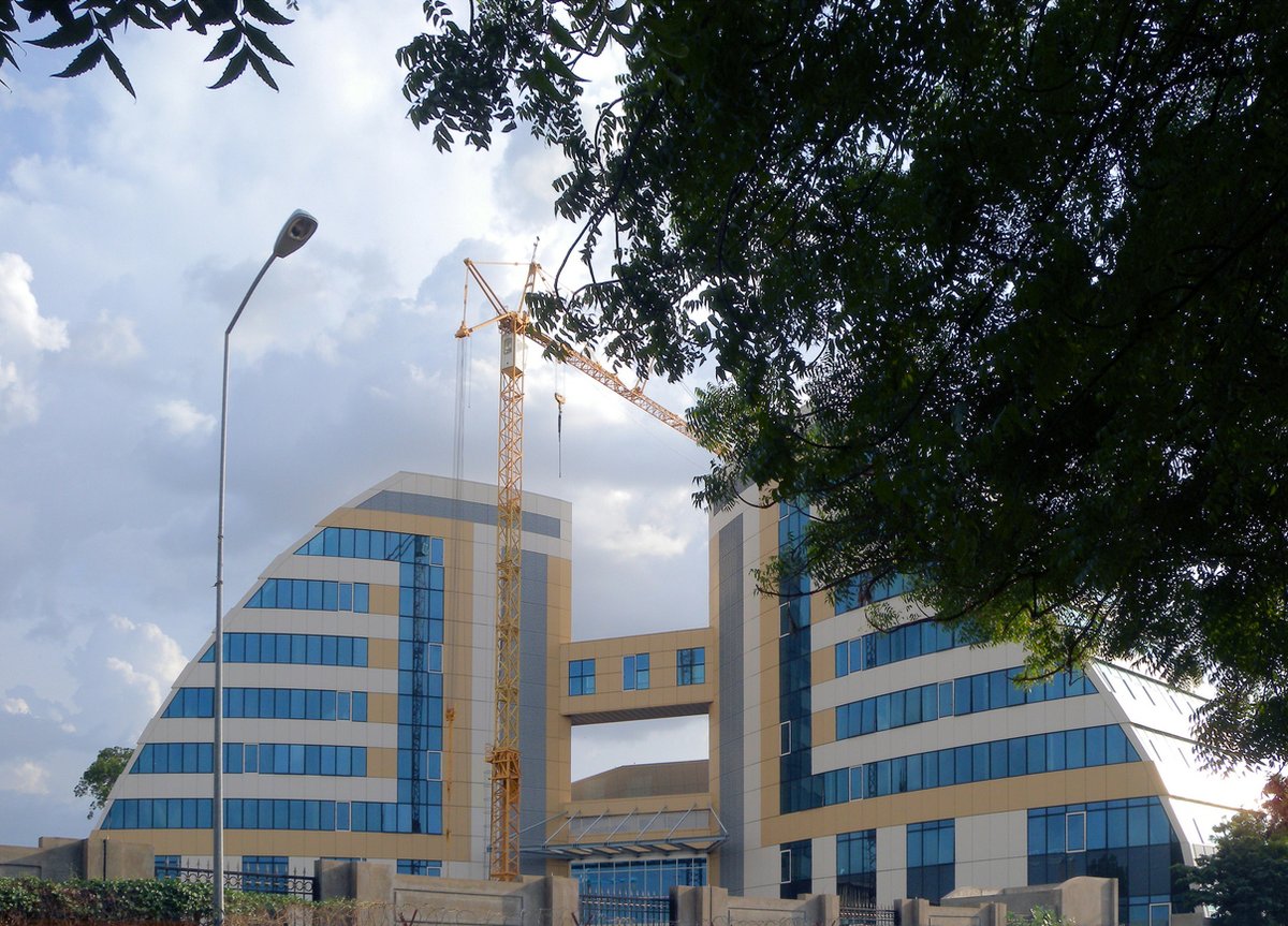 IMFAfrica's tweet image. The IMF Executive Board approved a 48-month IMF-supported program for Chad with financing of about $630 million to support economic reforms and address balance of payment needs. The program creates fiscal space for development projects. imf.org/en/News/Articl…