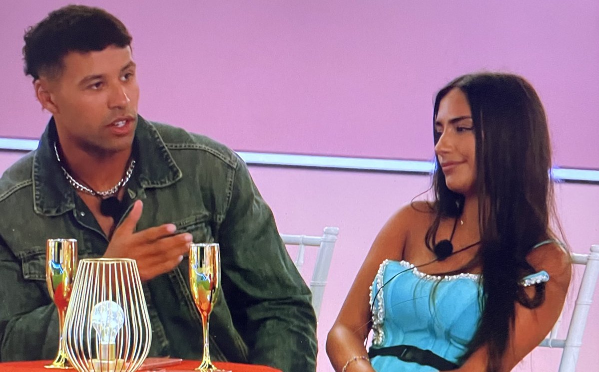 girlypops77's tweet image. Connor doing a full 180 and telling the boys how it is !!!! Shakira effect iktr #LoveIsland #LoveIslandUK